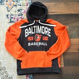 Men’s medium Orioles baseball hoodie with front pocket